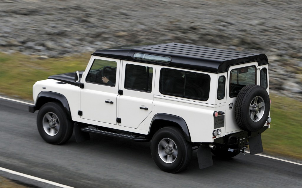 land-rover-defender-12