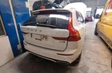 Compra y venta de coches rotos.