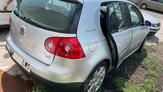 Compra y venta de coches rotos.