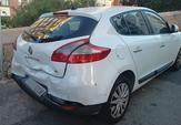 Compra y venta de coches rotos.