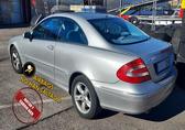 Compra y venta de coches rotos.