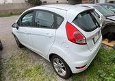 Compra y venta de coches rotos.