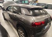 Compra y venta de coches rotos.