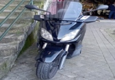 Compra y venta de coches rotos.
