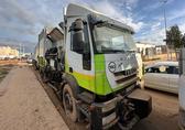 Compra y venta de coches rotos.