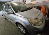 Compra y venta de coches rotos.