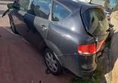 Compra y venta de coches rotos.