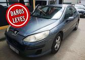 Compra y venta de coches rotos.