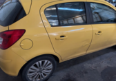 Compra y venta de coches rotos.