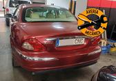 Compra y venta de coches rotos.