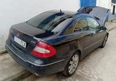 Compra y venta de coches rotos.