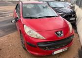 Compra y venta de coches rotos.