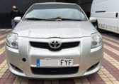 Compra y venta de coches rotos.