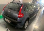 Compra y venta de coches rotos.