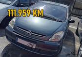 Compra y venta de coches rotos.