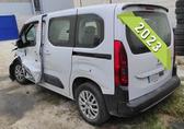 Compra y venta de coches rotos.