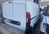 Compra y venta de coches rotos.