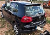 Compra y venta de coches rotos.