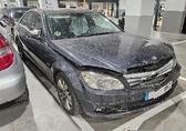 Compra y venta de coches rotos.