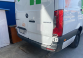 Compra y venta de coches rotos.