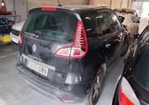 Compra y venta de coches rotos.