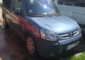 Compra y venta de coches rotos.