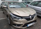Compra y venta de coches rotos.