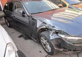 Compra y venta de coches rotos.