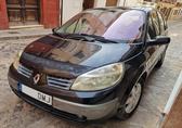 Compra y venta de coches rotos.