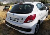 Compra y venta de coches rotos.