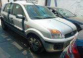 Compra y venta de coches rotos.