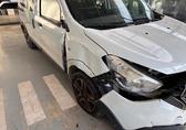Compra y venta de coches rotos.