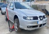 Compra y venta de coches rotos.