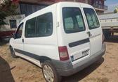 Compra y venta de coches rotos.