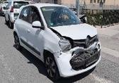 Compra y venta de coches rotos.