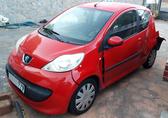 Compra y venta de coches rotos.