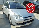 Compra y venta de coches rotos.
