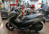 Compra y venta de coches rotos.