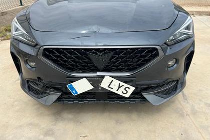 Compra y venta de coches rotos.