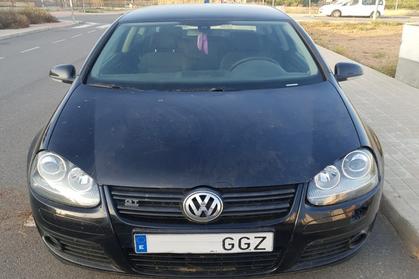 Compra y venta de coches rotos.