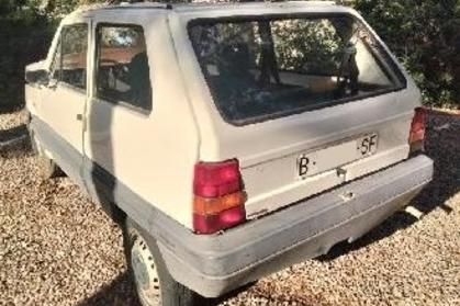 Compra y venta de coches rotos.