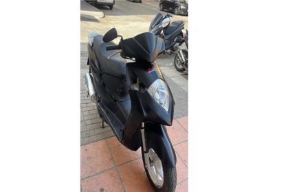 Compra y venta de coches rotos.