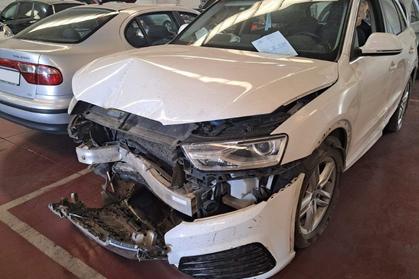 Compra y venta de coches rotos.
