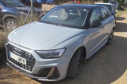 Compra y venta de coches rotos.