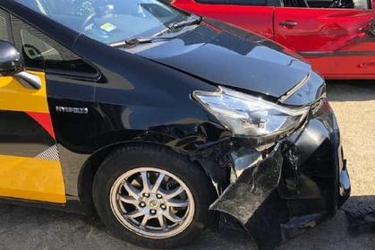 Compra y venta de coches rotos.