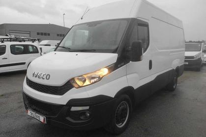 Compra y venta de coches rotos.