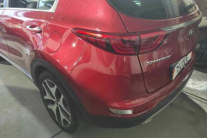 Compra y venta de coches rotos.