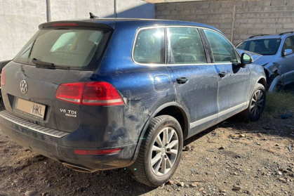 Compra y venta de coches rotos.