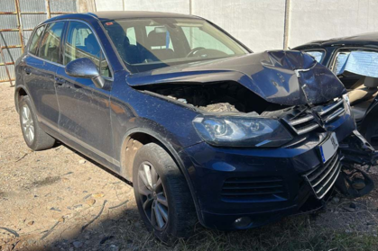 Compra y venta de coches siniestrados.