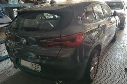 Compra y venta de coches rotos.